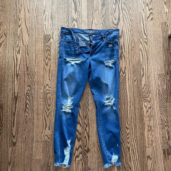 American Eagle Outfitters Jeans Distressed American Eagle Jegging